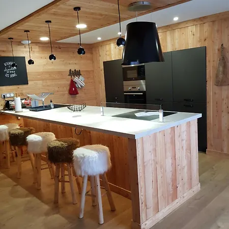 Le Montcalm Le Desman * Ustou